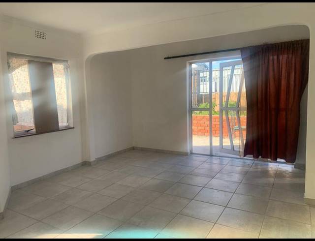 4 BEDROOM HOUSE FOR SALE IN RAVENSMEAD